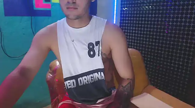 Snapshot of xxxxhotxoxo chatting on December 15, 2024, 3:31 pm xxxxhotxoxo online show from December 15, 2024, 3:31 pm