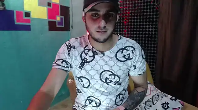 Snapshot of xxxxhotxoxo chatting on January 17, 2025, 6:47 am xxxxhotxoxo online show from January 17, 2025, 6:47 am