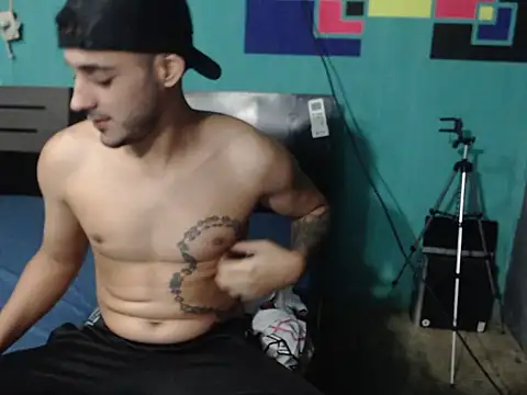 xxxxhotxoxo online show from December 14, 2025, 6:19 am