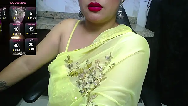 Snapshot of kalpanaaishaa chatting on March 12, 2025, 1:19 pm kalpanaaishaa online show from March 12, 2025, 1:19 pm