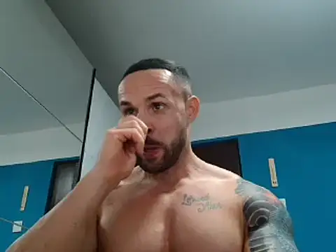 Magnificmuscles89 online show from February 13, 2025, 10:00 pm