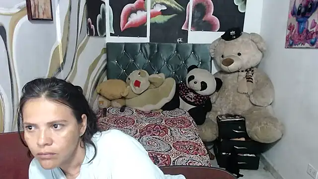 manzanahot9 online show from March 26, 2026, 11:27 am