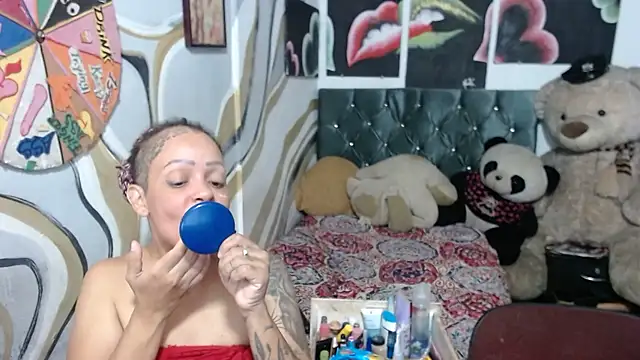 manzanahot9 online show from March 30, 2026, 9:49 pm