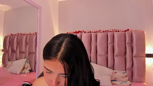 Snapshot of NikyBrookss chatting on September 26, 2025, 11:25 am NikyBrookss online show from September 26, 2025, 11:25 am