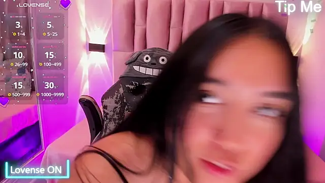 NikyBrookss online show from February 27, 2026, 3:01 pm