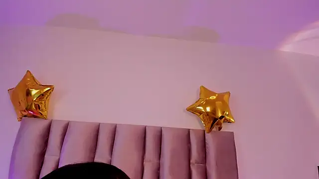 NikyBrookss online show from May 8, 2026, 11:26 am