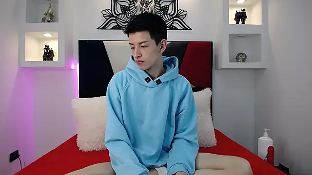 MaikCarver online show from February 4, 2025, 4:15 am