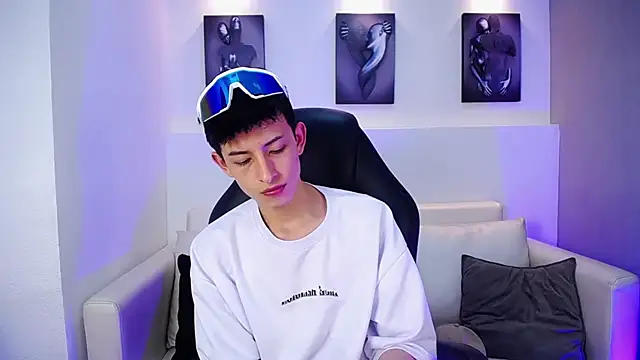 MaikCarver online show from February 3, 2026, 6:40 am