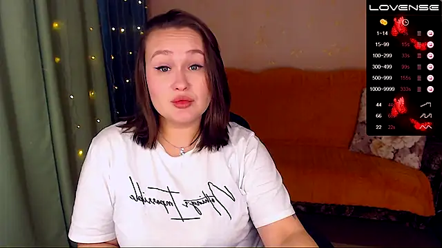 Cutie-Melanie online show from December 6, 2024, 12:16 pm