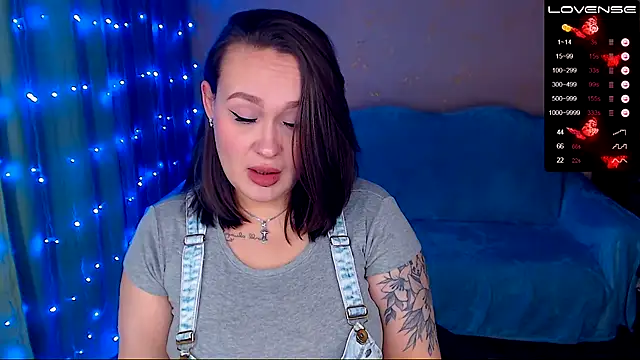 Cutie-Melanie online show from January 19, 2025, 2:49 pm