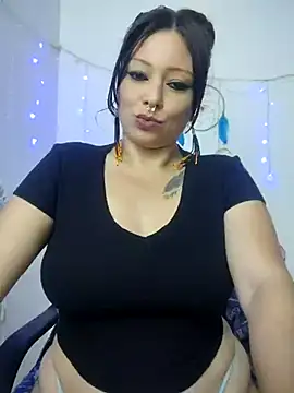 Snapshot of kristal_ktl chatting on January 8, 2025, 12:17 am kristal ktl online show from January 8, 2025, 12:17 am