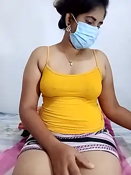 Snapshot of SLZAARA chatting on October 3, 2025, 8:17 pm SLZAARA online show from October 3, 2025, 8:17 pm