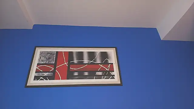 liccy hall online show from September 19, 2025, 11:44 am