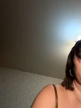 Snapshot of romba7 chatting on October 24, 2025, 1:18 pm romba7 online show from October 24, 2025, 1:18 pm