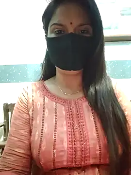 Snapshot of Aishwaryaa_69 chatting on January 4, 2025, 8:17 am Aishwaryaa 69 online show from January 4, 2025, 8:17 am
