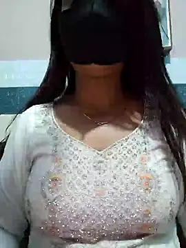 Snapshot of Aishwaryaa_69 chatting on January 9, 2025, 8:24 am Aishwaryaa 69 online show from January 9, 2025, 8:24 am