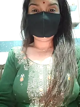 Snapshot of Aishwaryaa_69 chatting on January 12, 2025, 7:53 am Aishwaryaa 69 online show from January 12, 2025, 7:53 am