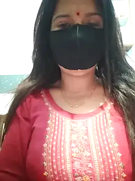 Snapshot of Aishwaryaa_69 chatting on January 14, 2025, 9:24 am Aishwaryaa 69 online show from January 14, 2025, 9:24 am