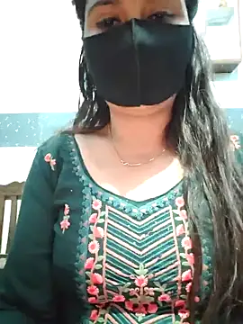 Snapshot of Aishwaryaa_69 chatting on January 17, 2025, 8:24 am Aishwaryaa 69 online show from January 17, 2025, 8:24 am