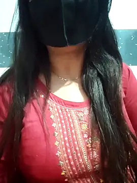 Snapshot of Aishwaryaa_69 chatting on January 18, 2025, 6:53 pm Aishwaryaa 69 online show from January 18, 2025, 6:53 pm