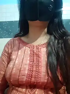 Snapshot of Aishwaryaa_69 chatting on January 24, 2025, 12:20 pm Aishwaryaa 69 online show from January 24, 2025, 12:20 pm