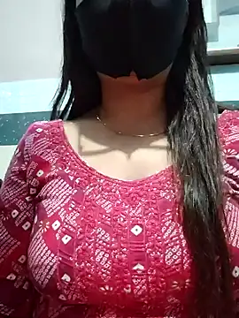 Snapshot of Aishwaryaa_69 chatting on January 31, 2025, 4:06 pm Aishwaryaa 69 online show from January 31, 2025, 4:06 pm