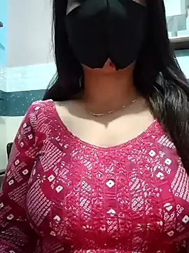 Snapshot of Aishwaryaa_69 chatting on February 3, 2025, 10:36 am Aishwaryaa 69 online show from February 3, 2025, 10:36 am