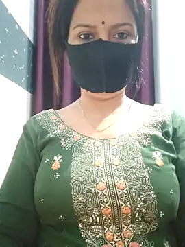 Snapshot of Aishwaryaa_69 chatting on March 4, 2025, 3:22 am Aishwaryaa 69 online show from March 4, 2025, 3:22 am