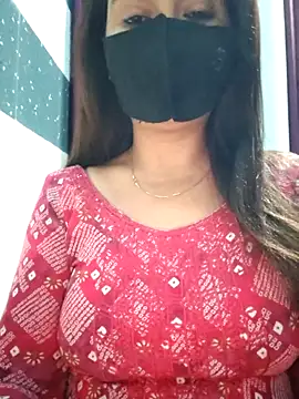 Snapshot of Aishwaryaa_69 chatting on March 18, 2025, 3:31 am Aishwaryaa 69 online show from March 18, 2025, 3:31 am