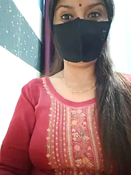 Snapshot of Aishwaryaa_69 chatting on March 19, 2025, 7:29 am Aishwaryaa 69 online show from March 19, 2025, 7:29 am