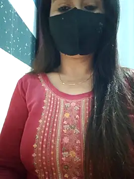 Snapshot of Aishwaryaa_69 chatting on March 23, 2025, 4:05 am Aishwaryaa 69 online show from March 23, 2025, 4:05 am