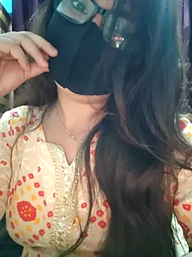 Snapshot of Aishwaryaa_69 chatting on September 9, 2025, 7:19 am Aishwaryaa 69 online show from September 9, 2025, 7:19 am