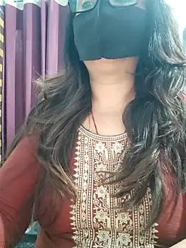 Aishwaryaa 69 online show from April 24, 2026, 7:44 am