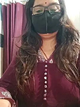 Snapshot of Aishwaryaa_69 chatting on June 3, 2026, 1:52 am Aishwaryaa 69 online show from June 3, 2026, 1:52 am