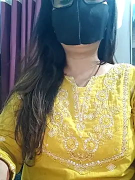 Snapshot of Aishwaryaa_69 chatting on June 8, 2026, 2:45 am Aishwaryaa 69 online show from June 8, 2026, 2:45 am