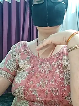Snapshot of Aishwaryaa_69 chatting on June 21, 2026, 3:31 am Aishwaryaa 69 online show from June 21, 2026, 3:31 am