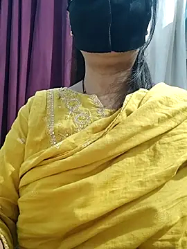 Snapshot of Aishwaryaa_69 chatting on August 8, 2026, 3:19 am Aishwaryaa 69 online show from August 8, 2026, 3:19 am