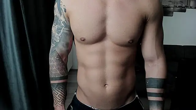 Snapshot of Richarddarell1 chatting on September 20, 2025, 4:46 am Richarddarell1 online show from September 20, 2025, 4:46 am