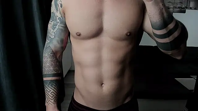 Snapshot of Richarddarell1 chatting on September 23, 2025, 4:37 am Richarddarell1 online show from September 23, 2025, 4:37 am