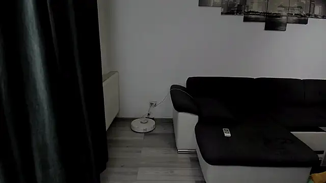 Snapshot of Richarddarell1 chatting on October 4, 2025, 4:43 am Richarddarell1 online show from October 4, 2025, 4:43 am