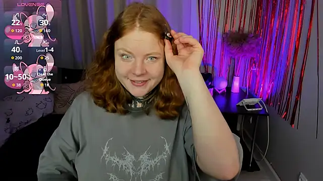 Cassie xKiss online show from February 17, 2026, 8:48 pm