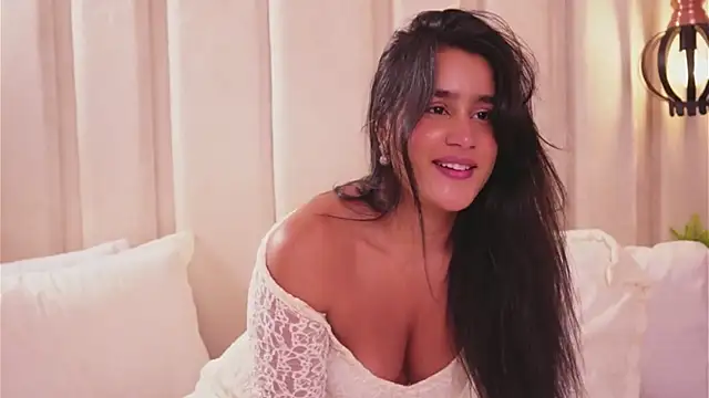 bonniekim  online show from October 11, 2025, 10:08 pm