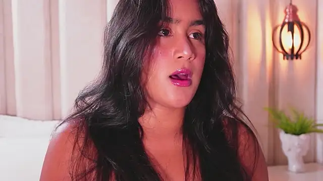 bonniekim  online show from November 24, 2025, 1:16 am