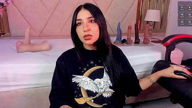 Snapshot of Leiaa_ chatting on February 12, 2026, 5:57 am Leiaa online show from February 12, 2026, 5:57 am