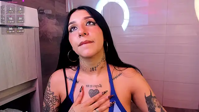 Snapshot of Leiaa_ chatting on February 13, 2026, 3:35 am Leiaa online show from February 13, 2026, 3:35 am