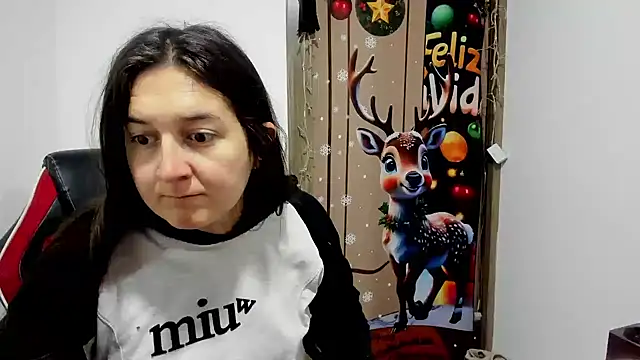 Snapshot of Sweet-Suck69 chatting on December 20, 2024, 4:42 am Sweet-Suck69 online show from December 20, 2024, 4:42 am