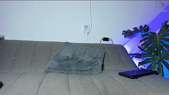 Snapshot of Christopher_Well chatting on December 19, 2024, 8:34 am Christopher Well online show from December 19, 2024, 8:34 am