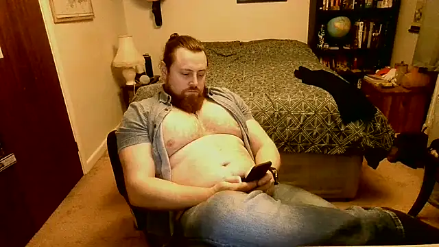 Hairy Guy30 online show from February 18, 2025, 9:31 pm