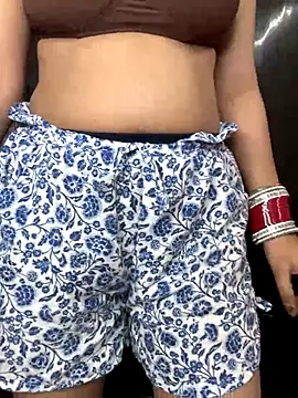 Cute-Russian online show from December 3, 2025, 4:31 am