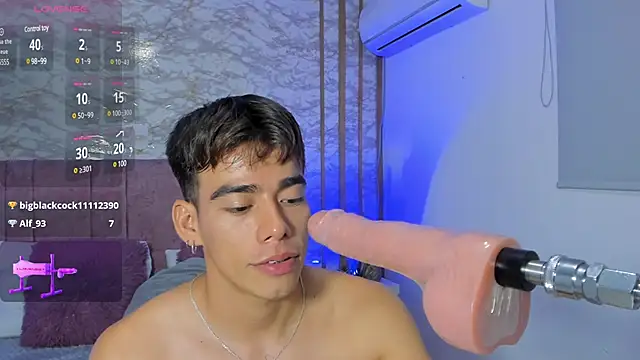 its liam18 online show from February 14, 2025, 3:33 am